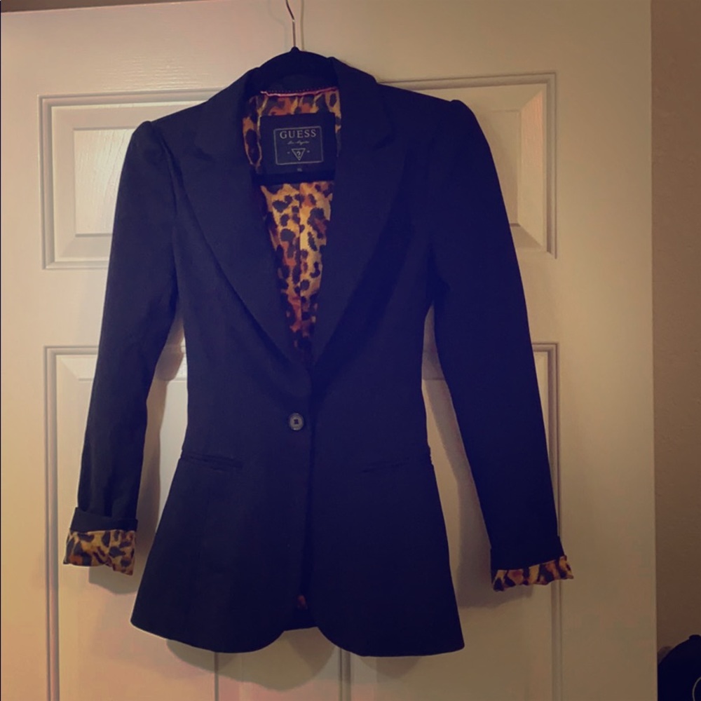 Black blazer leopard inner detailing